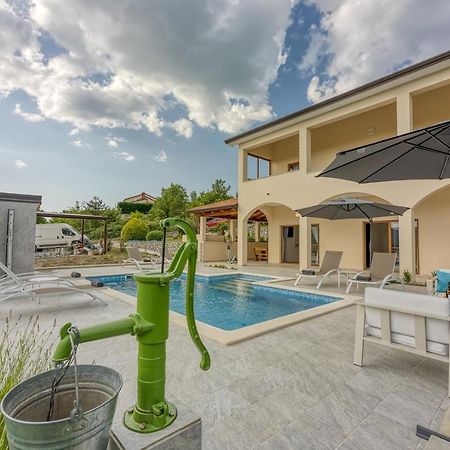 Holiday Apartment Aida With Private Pool Buzet Exterior foto