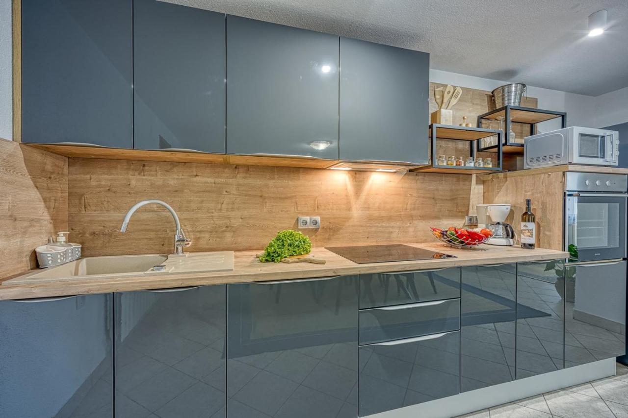 Holiday Apartment Aida With Private Pool Buzet Exterior foto