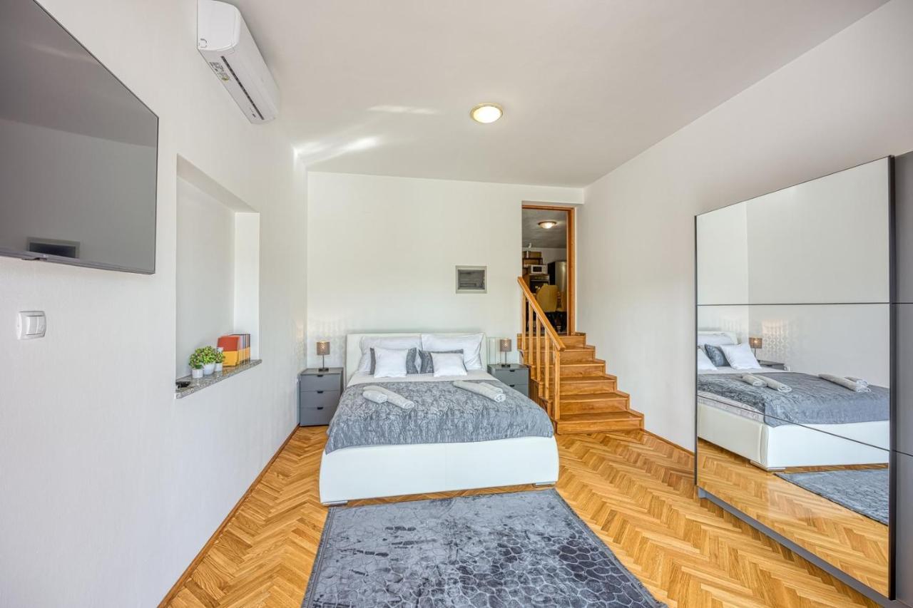 Holiday Apartment Aida With Private Pool Buzet Exterior foto